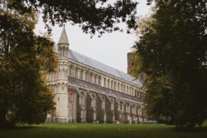 How to Pick an Appropriate Higher Education Research Topic